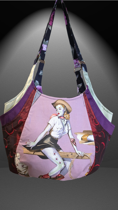 Zombie Pinup "Annie" BAg