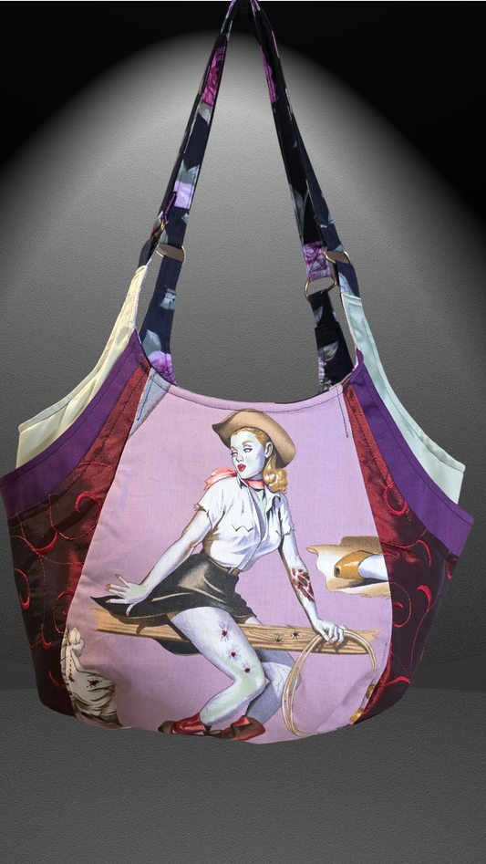 Zombie Pinup "Annie" BAg